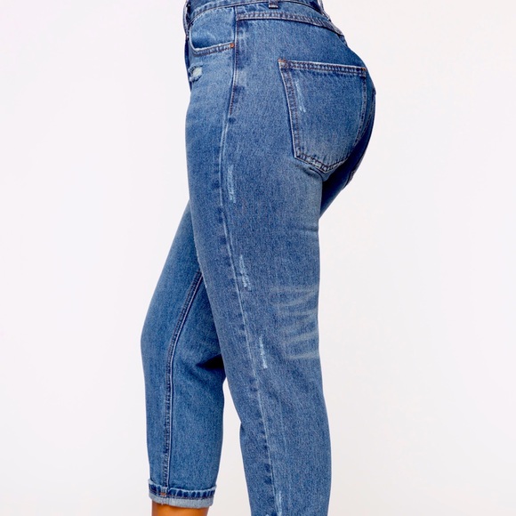 Fashion Nova Nicki Boyfriend Jeans New with Tags 🏷 - Picture 2 of 13